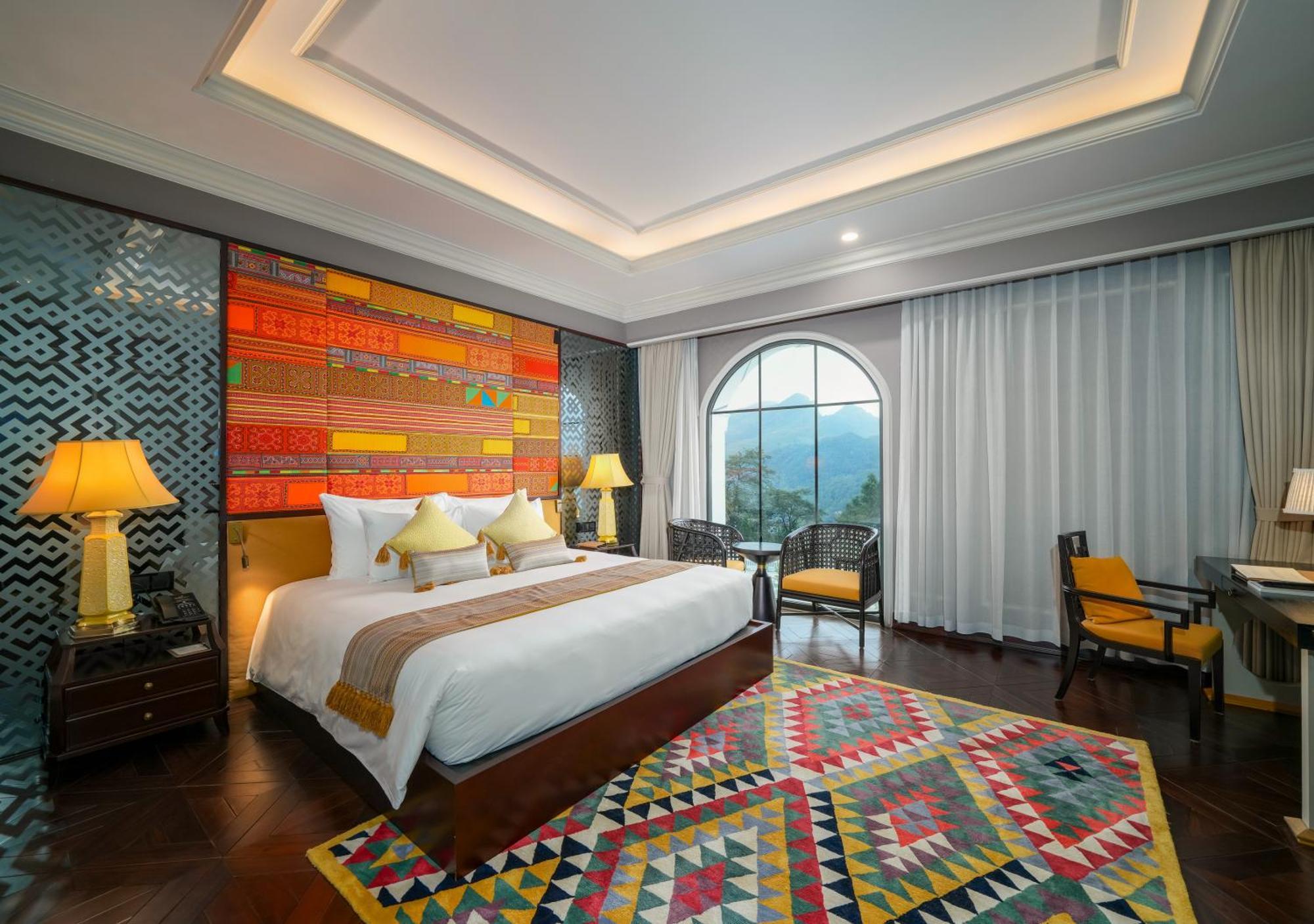 Silk Path Grand Sapa Resort & Spa Exterior foto Deluxe Suite