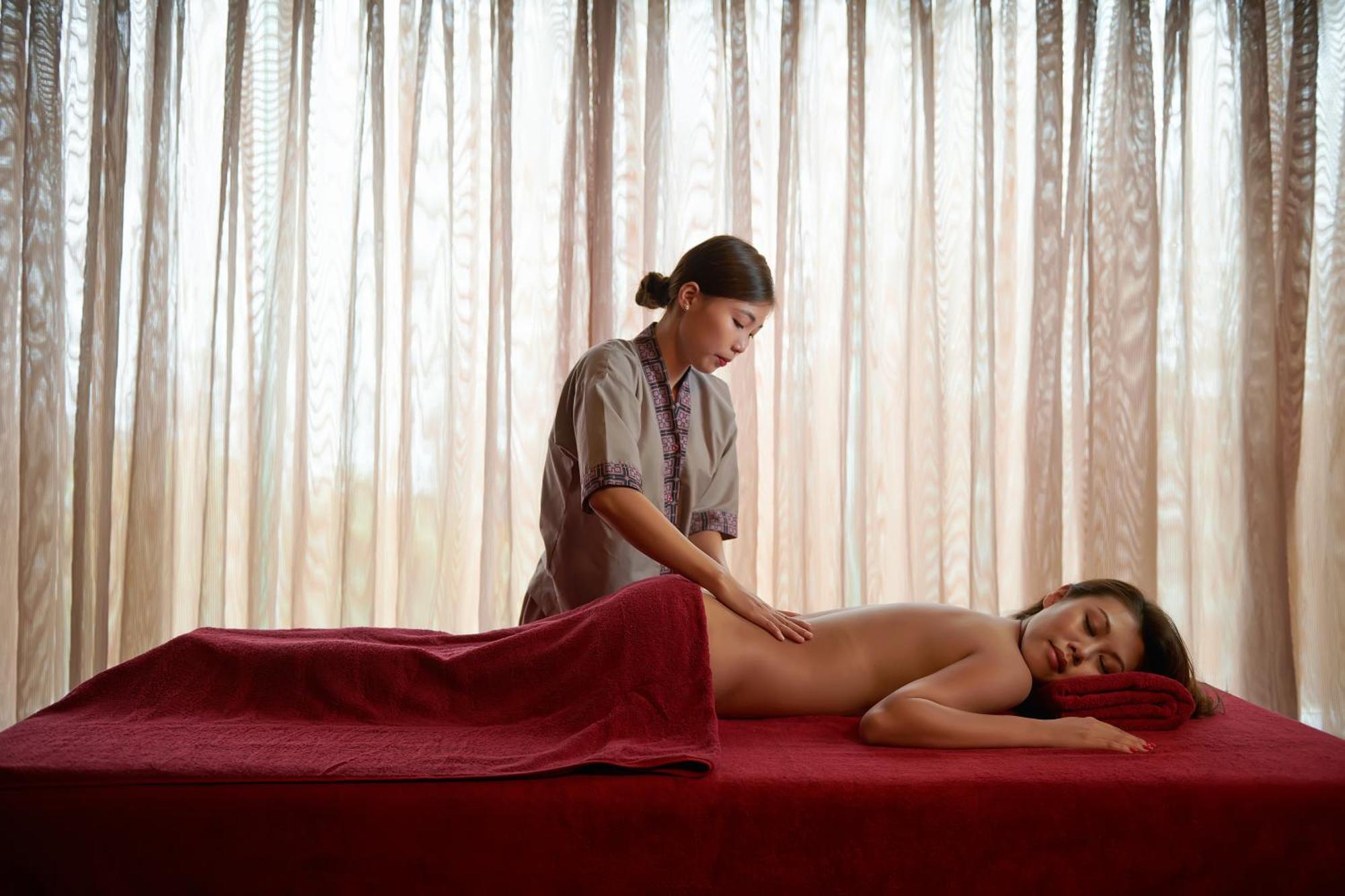Silk Path Grand Sapa Resort & Spa Exterior foto Thai massage